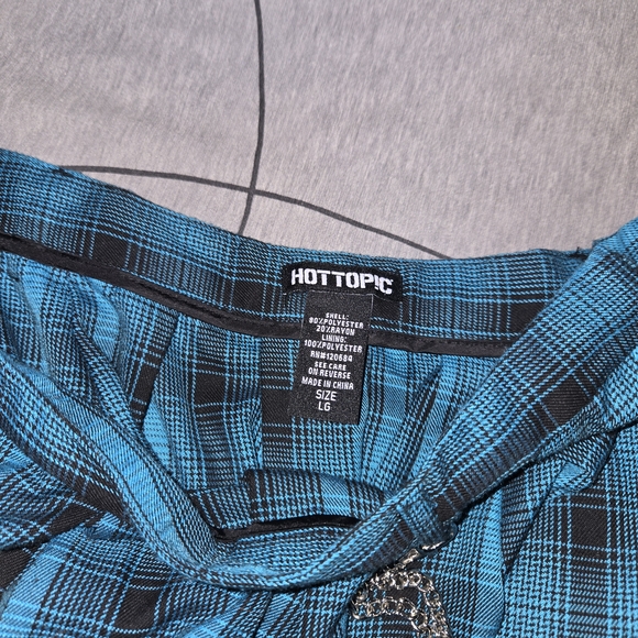Hot Topic Blue Plaid Women's Skirt - Picture 3 of 4